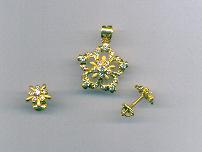 GOLD HALF SET PENDENT CASTING EXCLUSIVE