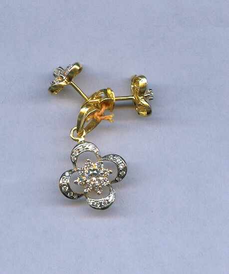GOLD HALF SET PENDENT CASTING EXCLUSIVE
