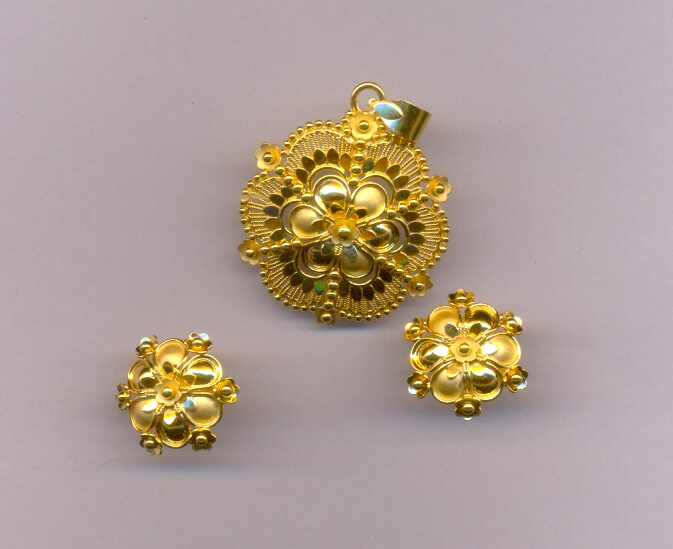 GOLD HALF SET PENDENT CASTING EXCLUSIVE