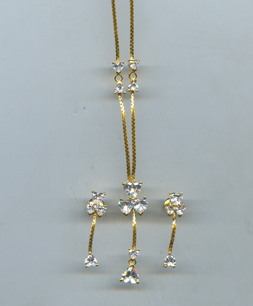 GOLD HALF SET PENDENT CASTING EXCLUSIVE