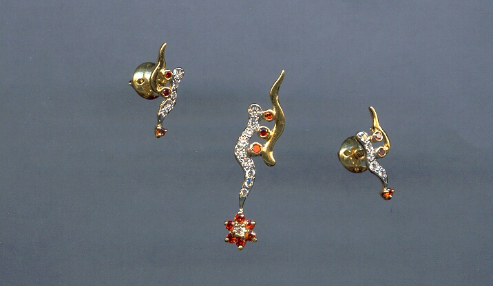 GOLD HALF SET PENDENT CASTING EXCLUSIVE