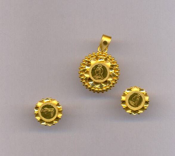GOLD HALF SET PENDENT CASTING EXCLUSIVE