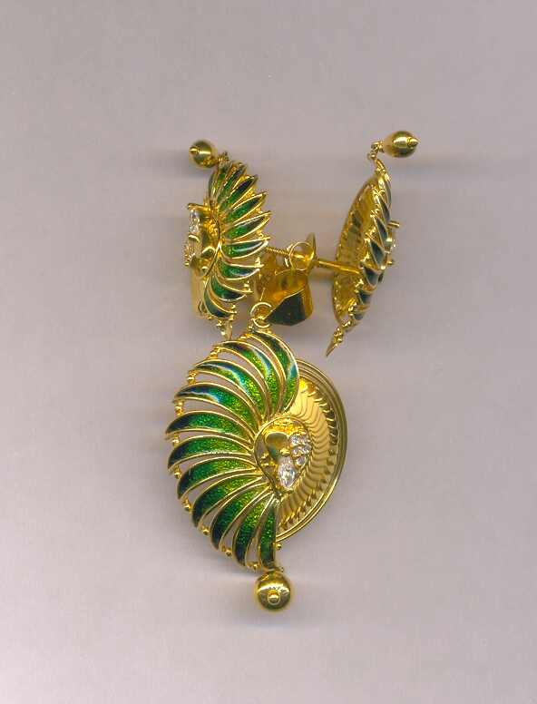 GOLD HALF SET PENDENT CASTING EXCLUSIVE