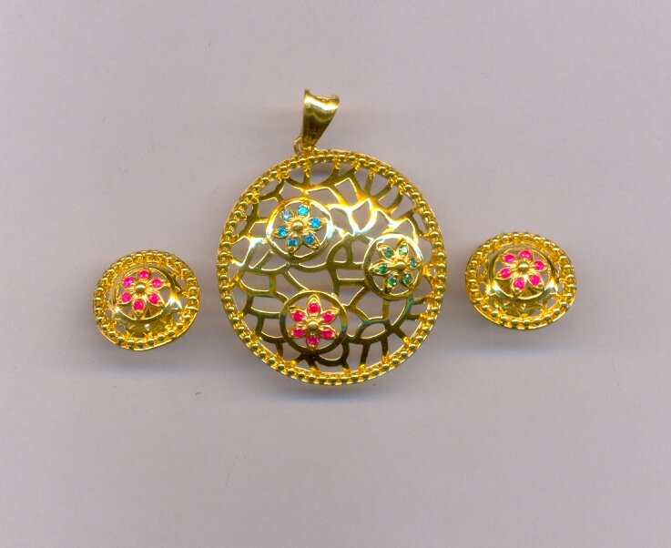 GOLD HALF SET PENDENT CASTING EXCLUSIVE