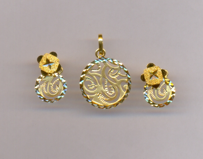 GOLD HALF SET PENDENT CASTING EXCLUSIVE