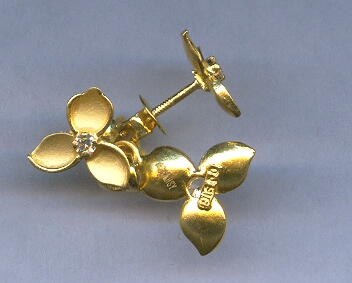 GOLD HALF SET PENDENT CASTING EXCLUSIVE