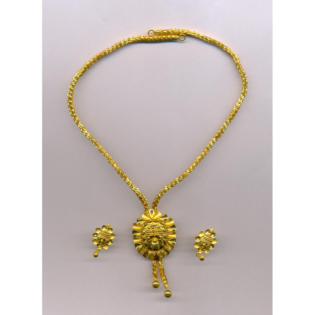 GOLD HALF SET PENDENT CASTING EXCLUSIVE