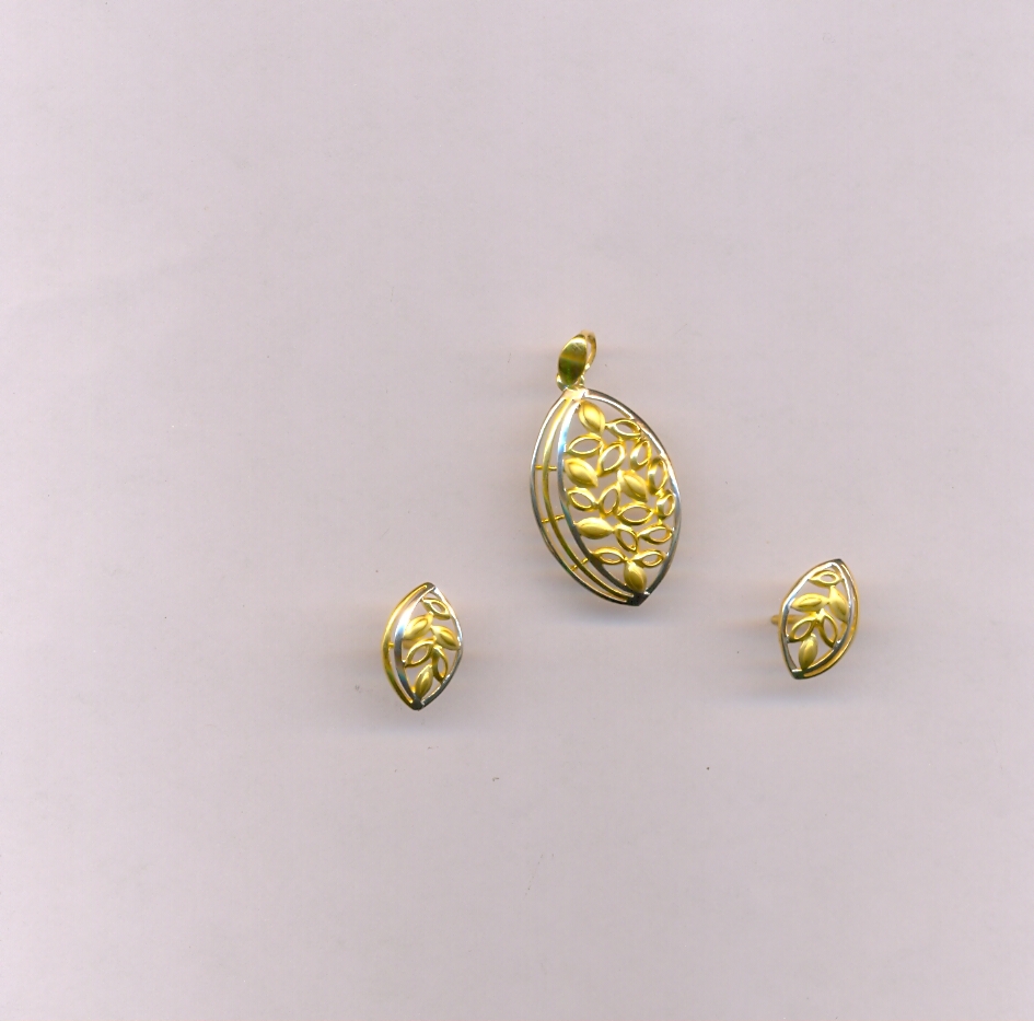 GOLD HALF SET PENDENT CASTING EXCLUSIVE