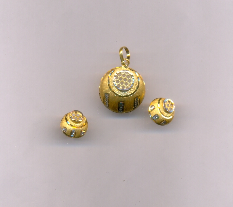 GOLD HALF SET PENDENT CASTING EXCLUSIVE