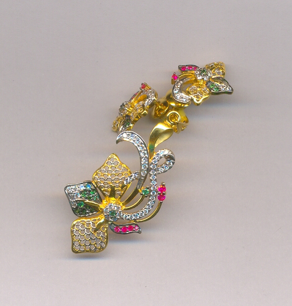 GOLD HALF SET PENDENT CASTING EXCLUSIVE