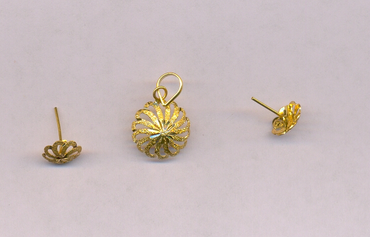 GOLD HALF SET PENDENT CASTING EXCLUSIVE