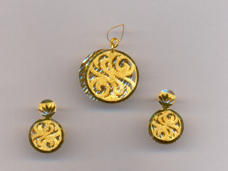 GOLD HALF SET PENDENT CASTING EXCLUSIVE