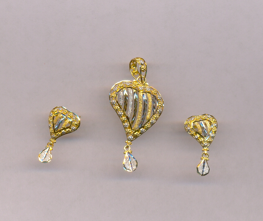 GOLD HALF SET PENDENT CASTING EXCLUSIVE