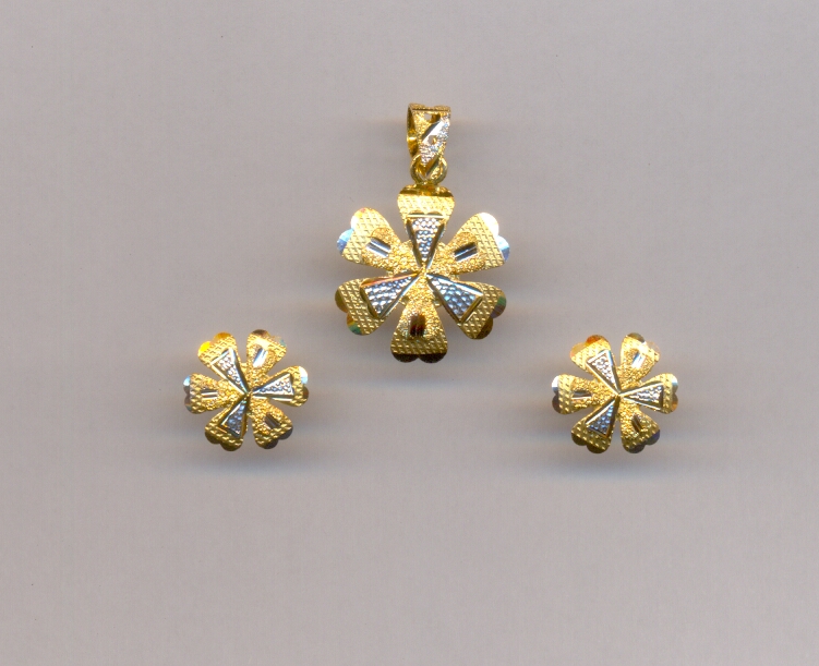 GOLD HALF SET PENDENT CASTING EXCLUSIVE