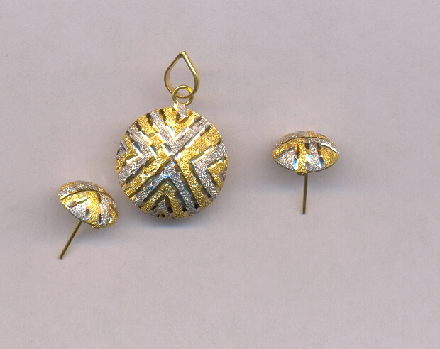 GOLD HALF SET PENDENT CASTING EXCLUSIVE