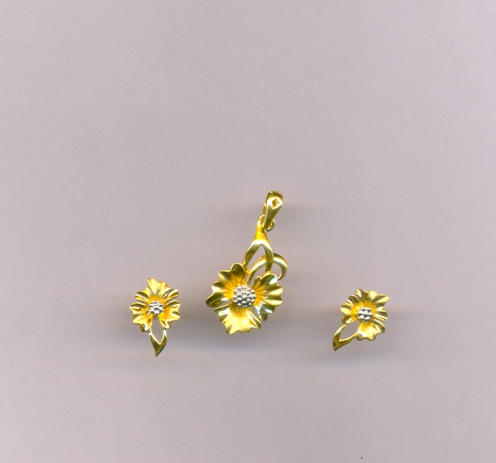GOLD HALF SET PENDENT CASTING EXCLUSIVE