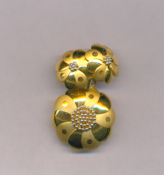 GOLD HALF SET PENDENT CASTING FANCY