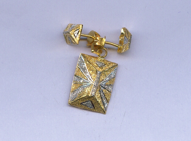 GOLD HALF SET PENDENT CASTING GENERAL