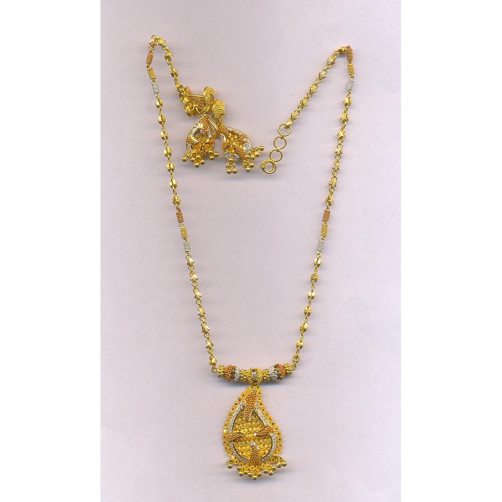 GOLD HALF SET PENDENT IMPORTED GENERAL