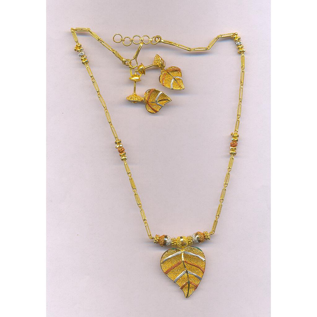 GOLD HALF SET PENDENT IMPORTED GENERAL