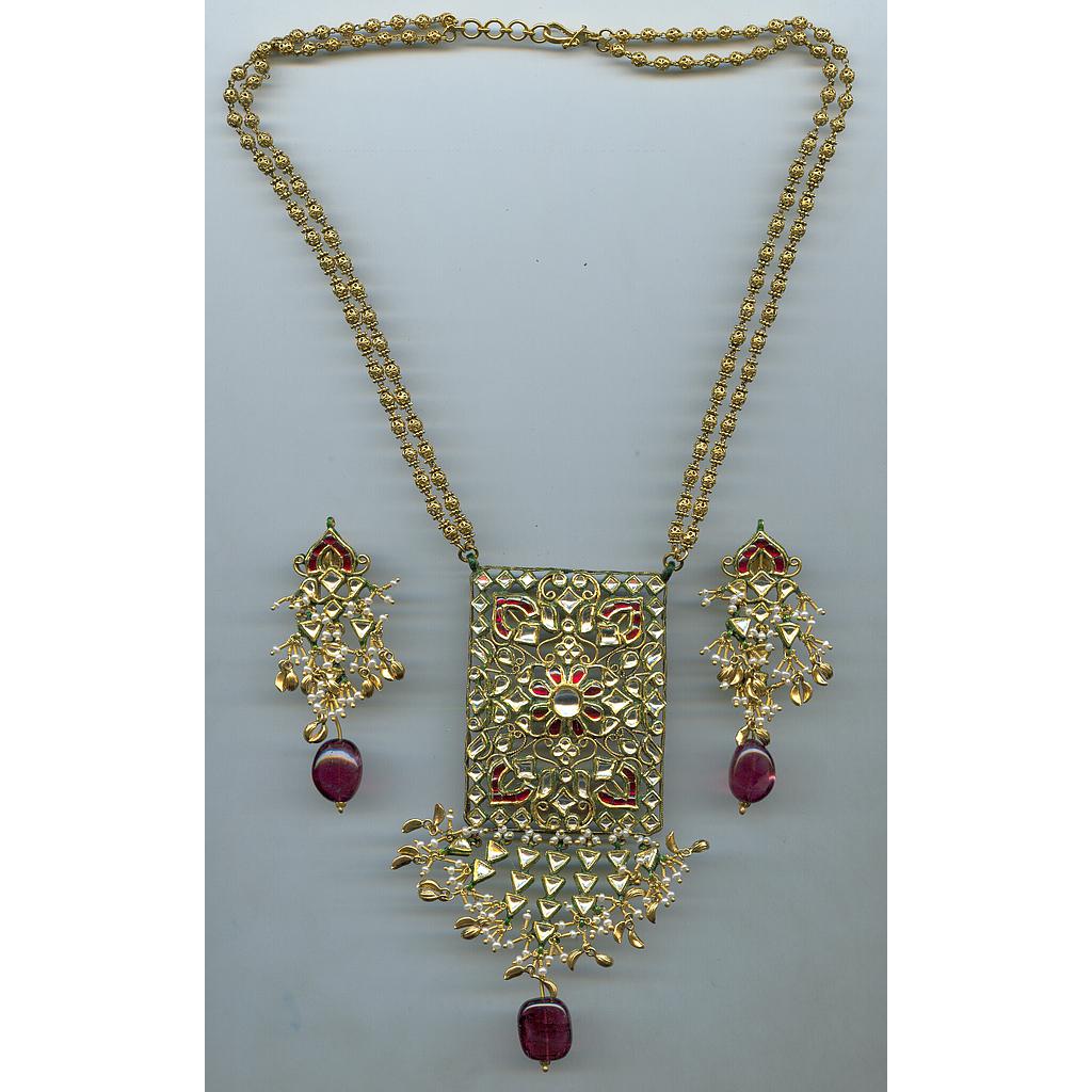 GOLD HALF SET PENDENT KUNDAN EXCLUSIVE