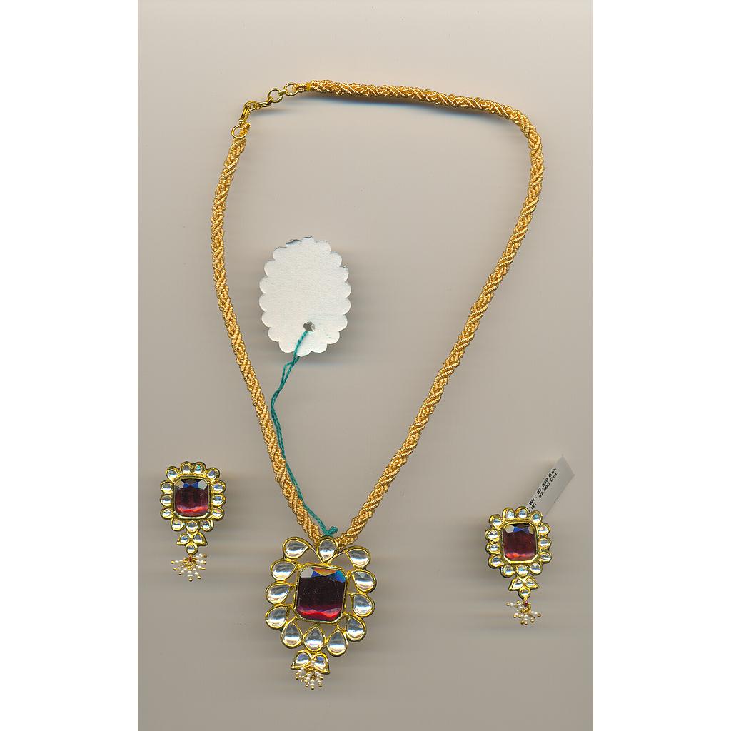 GOLD HALF SET PENDENT KUNDAN EXCLUSIVE