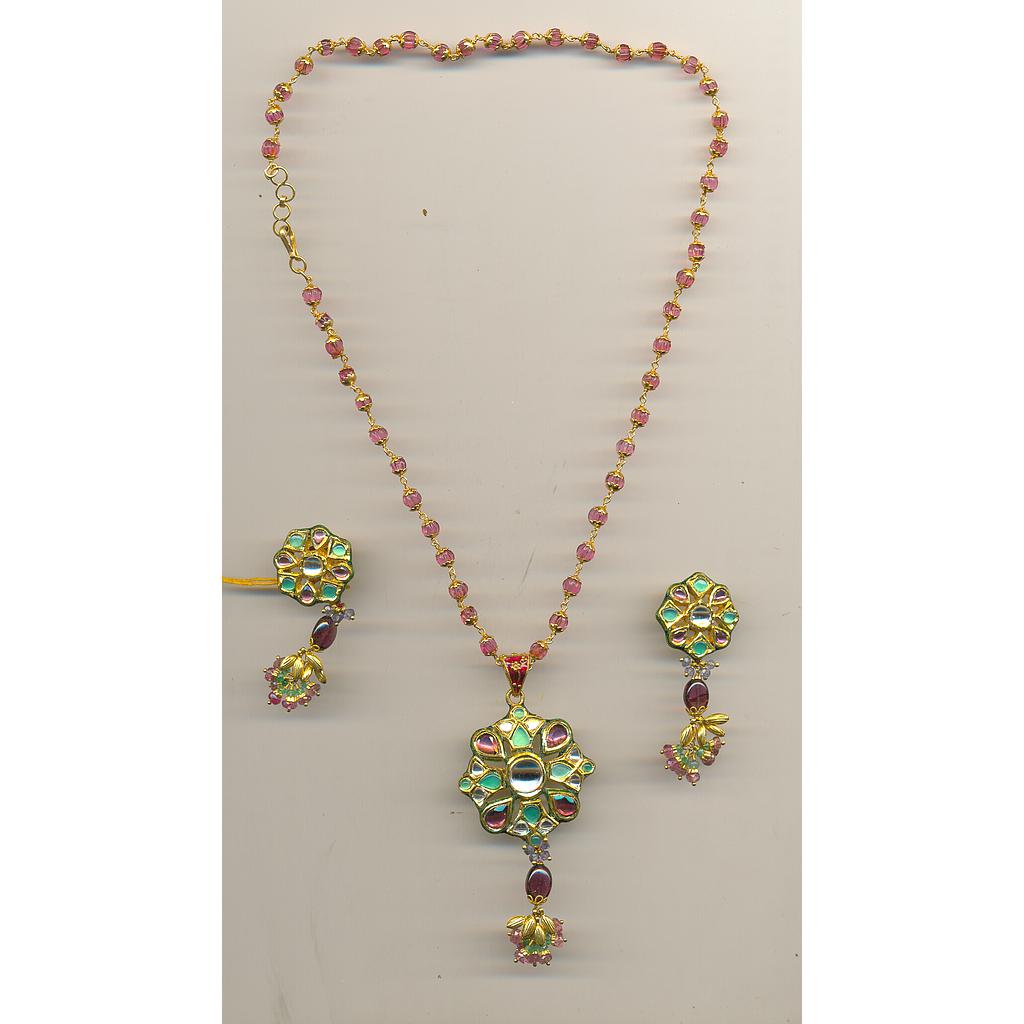 GOLD HALF SET PENDENT KUNDAN EXCLUSIVE