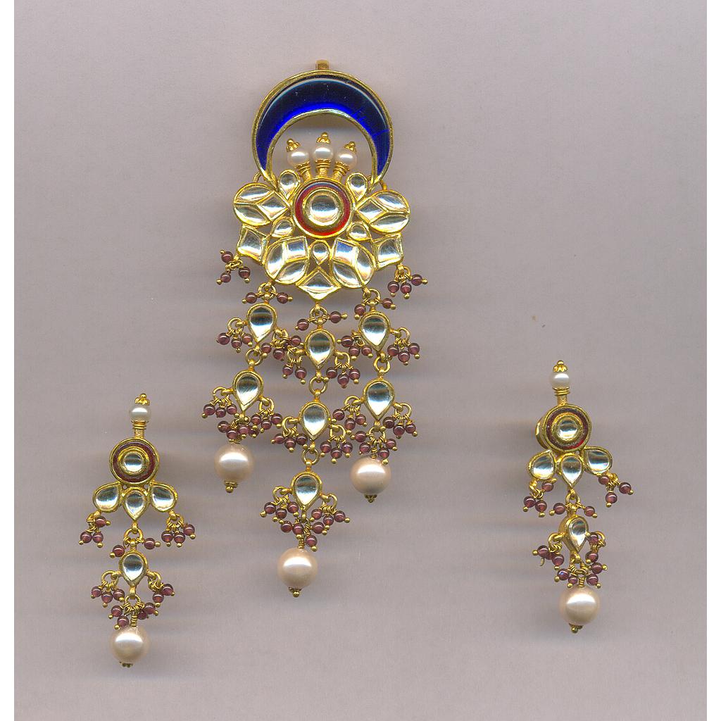 GOLD HALF SET PENDENT KUNDAN FANCY