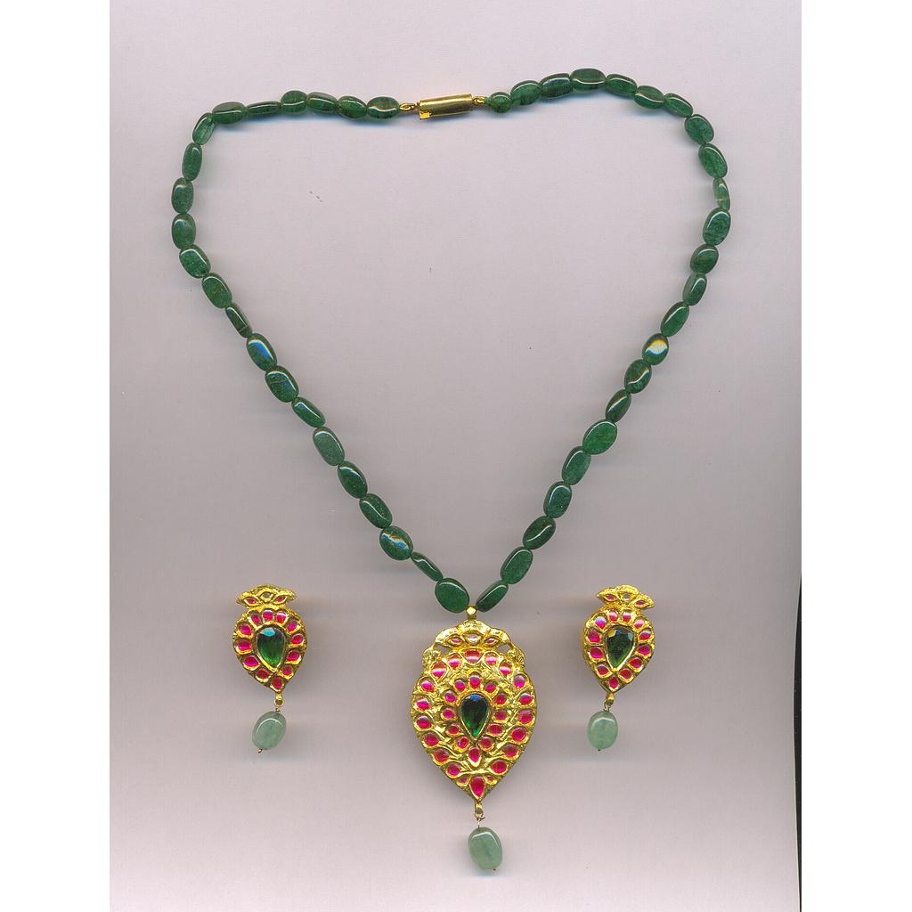 GOLD HALF SET PENDENT KUNDAN FANCY