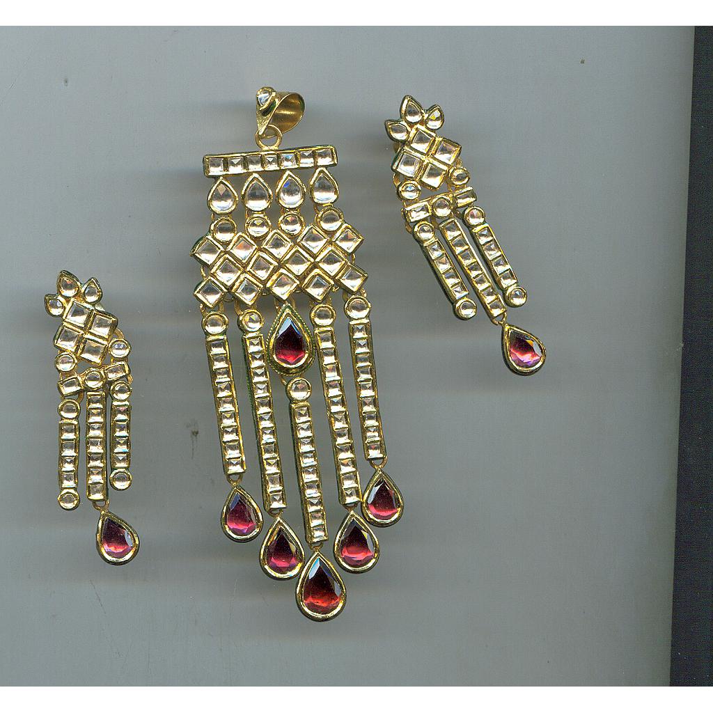 GOLD SET PENDENT KUNDAN