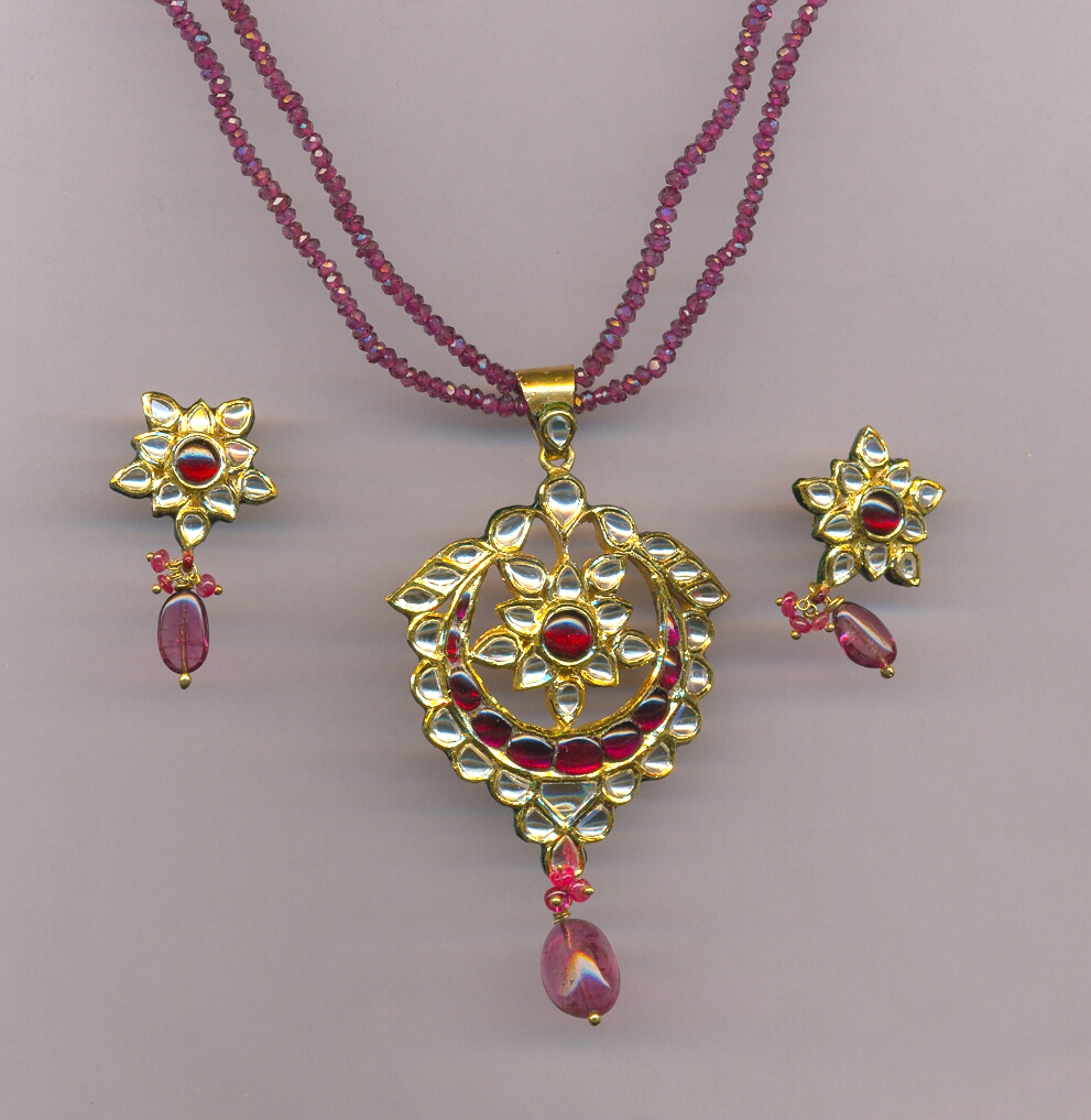 GOLD HALF SET PENDENT KUNDAN GENERAL