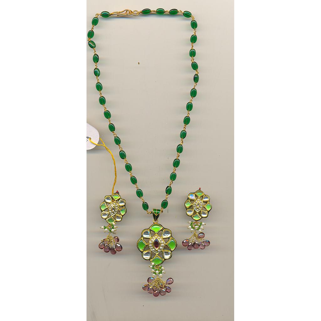 GOLD HALF SET PENDENT KUNDAN GENERAL