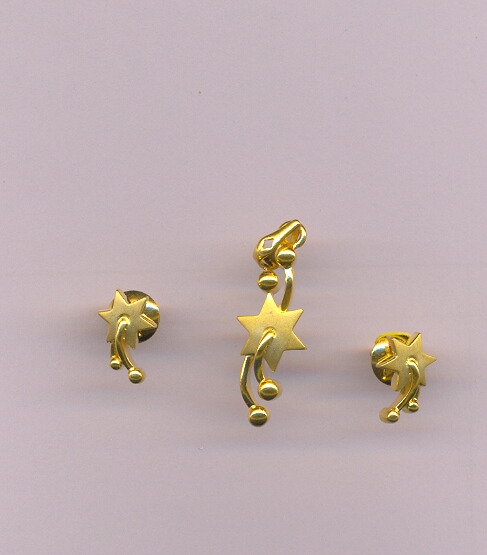 GOLD HALF SET PENDENT PLAIN EXCLUSIVE