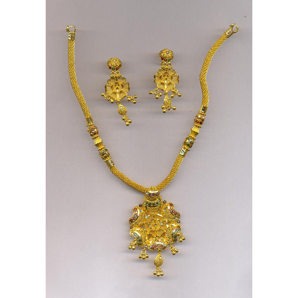 GOLD HALF SET PENDENT PLAIN EXCLUSIVE
