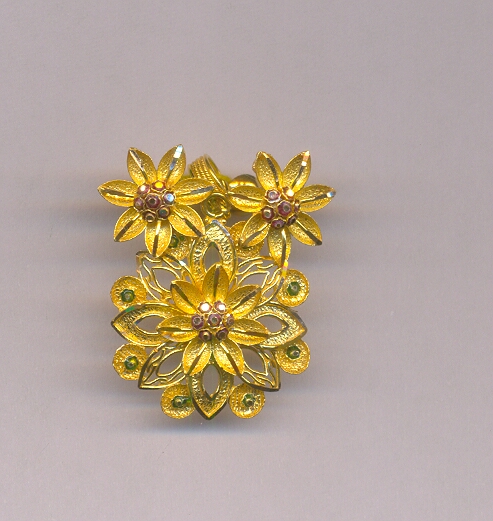 GOLD HALF SET PENDENT PLAIN EXCLUSIVE
