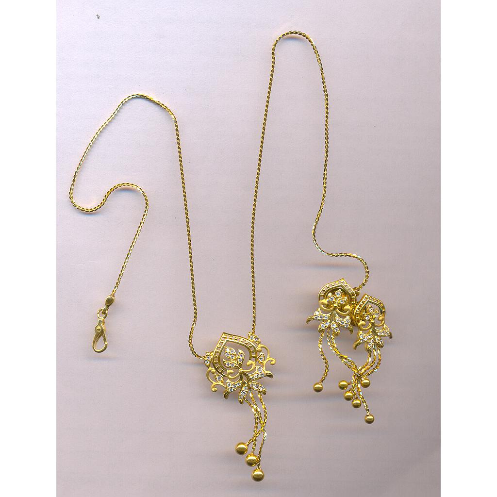 GOLD HALF SET PENDENT PLAIN EXCLUSIVE