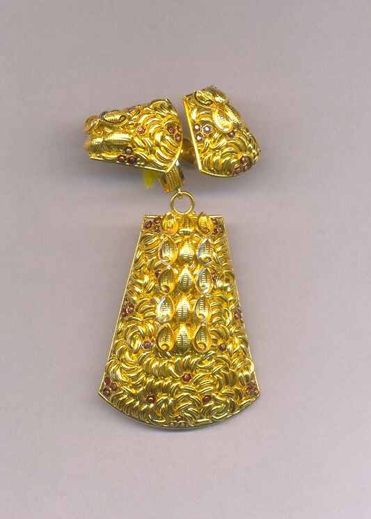 GOLD HALF SET PENDENT PLAIN EXCLUSIVE