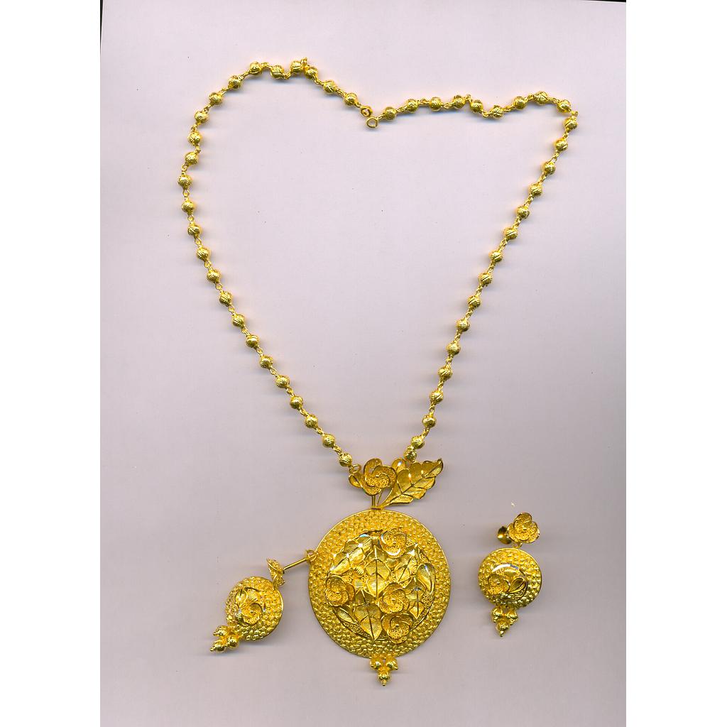 GOLD HALF SET PENDENT PLAIN EXCLUSIVE