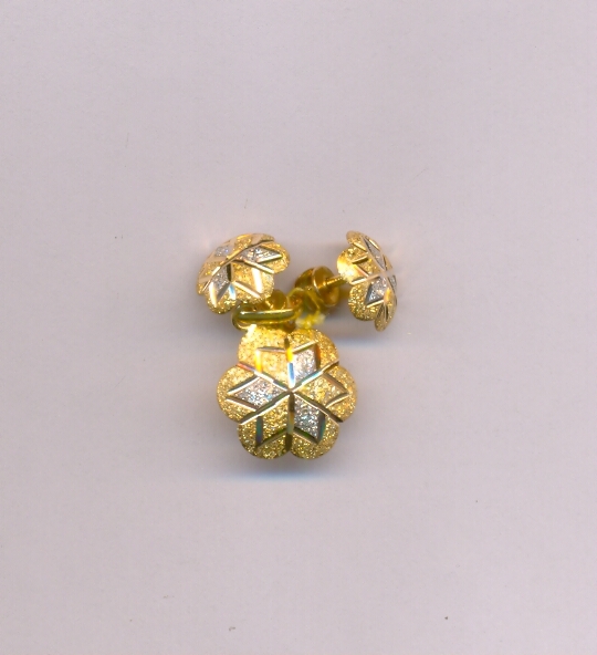 GOLD HALF SET PENDENT PLAIN EXCLUSIVE