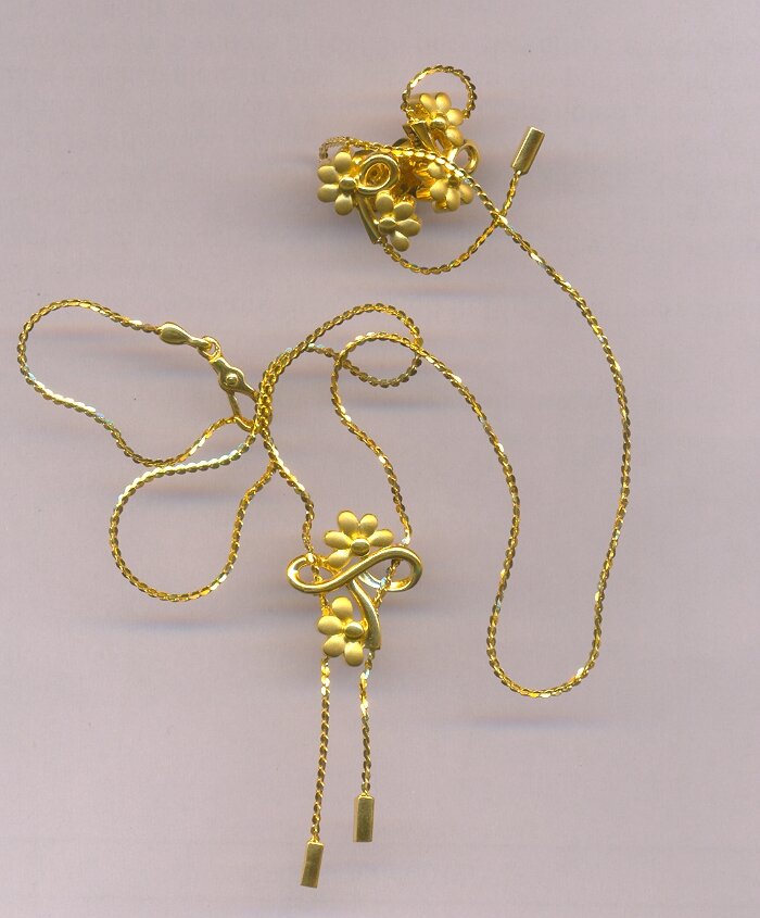 GOLD HALF SET PENDENT PLAIN EXCLUSIVE