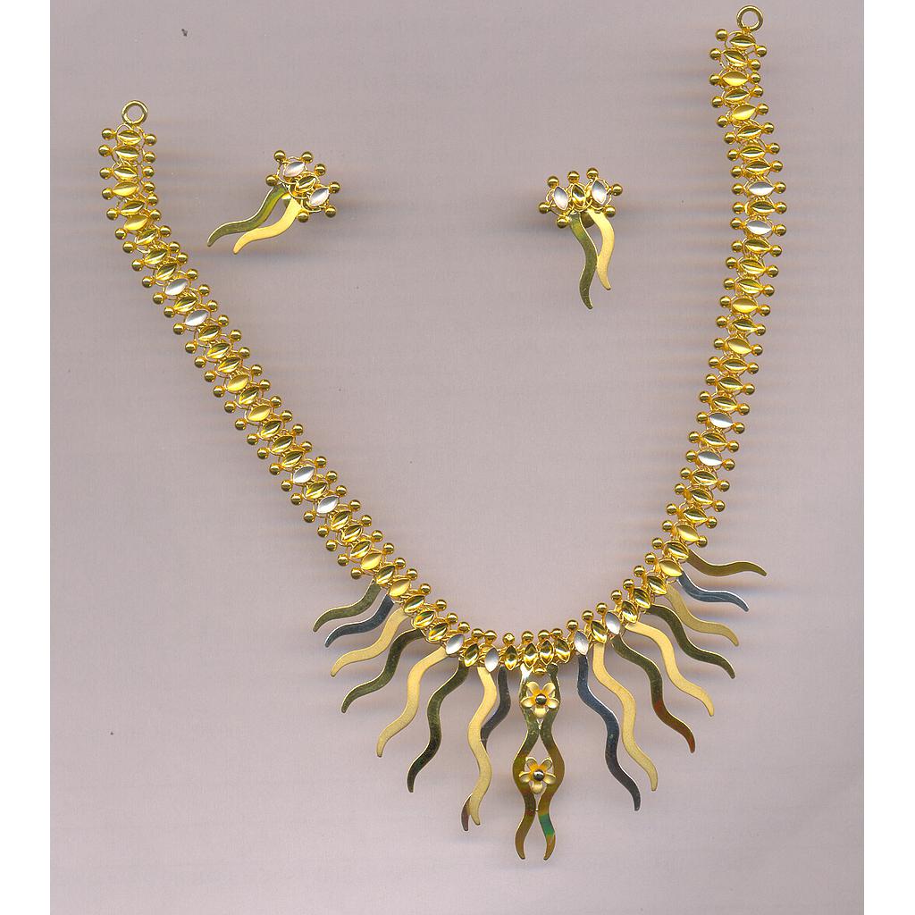 GOLD HALF SET PENDENT PLAIN EXCLUSIVE