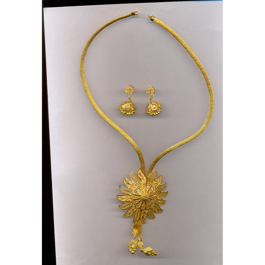 GOLD HALF SET PENDENT PLAIN EXCLUSIVE