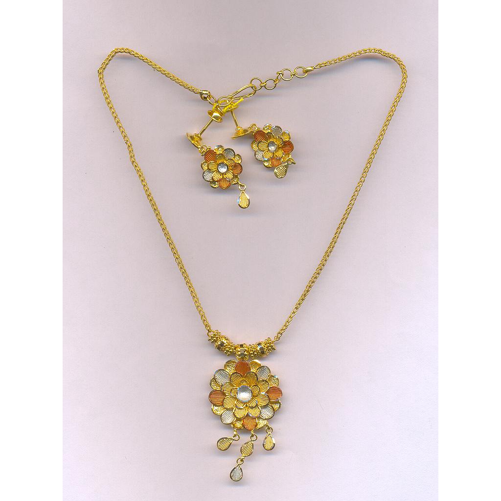 GOLD HALF SET PENDENT PLAIN EXCLUSIVE