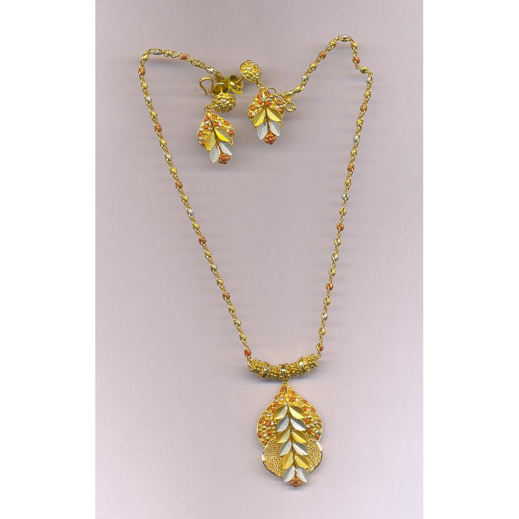 GOLD HALF SET PENDENT PLAIN EXCLUSIVE