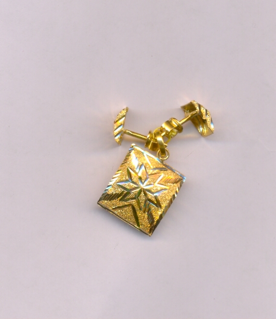 GOLD HALF SET PENDENT PLAIN EXCLUSIVE