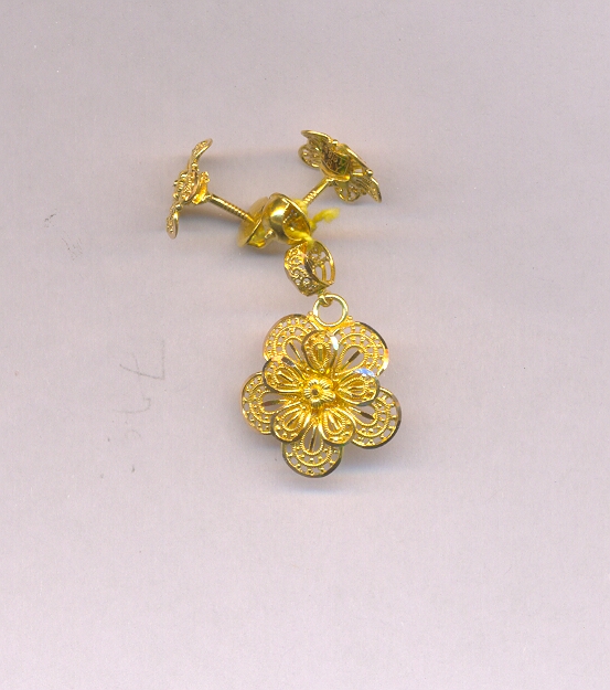 GOLD HALF SET PENDENT PLAIN EXCLUSIVE