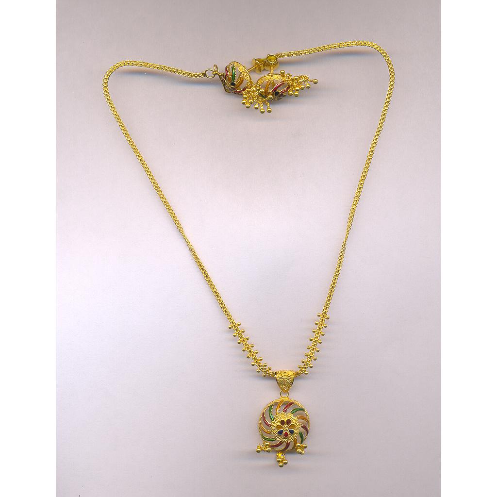 GOLD HALF SET PENDENT PLAIN FANCY