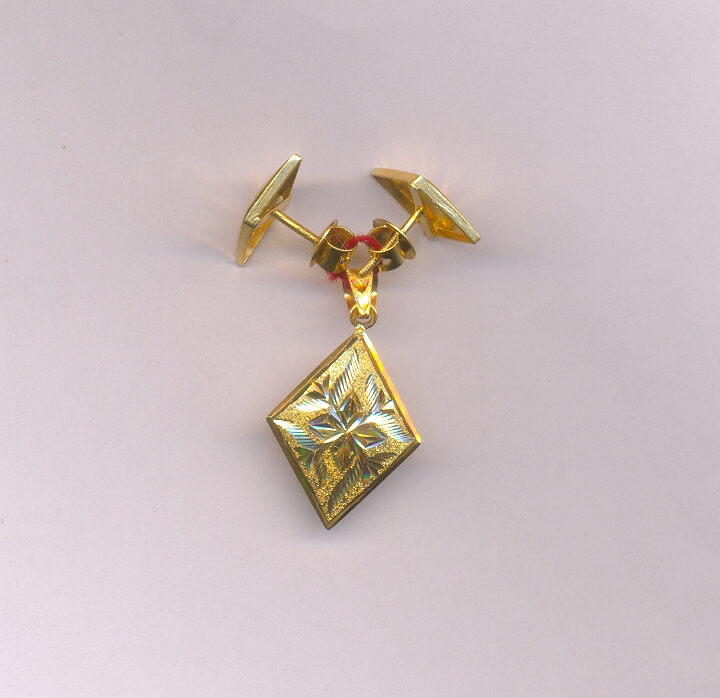 GOLD HALF SET PENDENT PLAIN FANCY