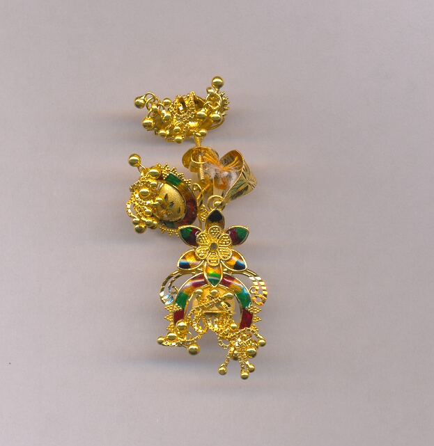 GOLD HALF SET PENDENT PLAIN FANCY
