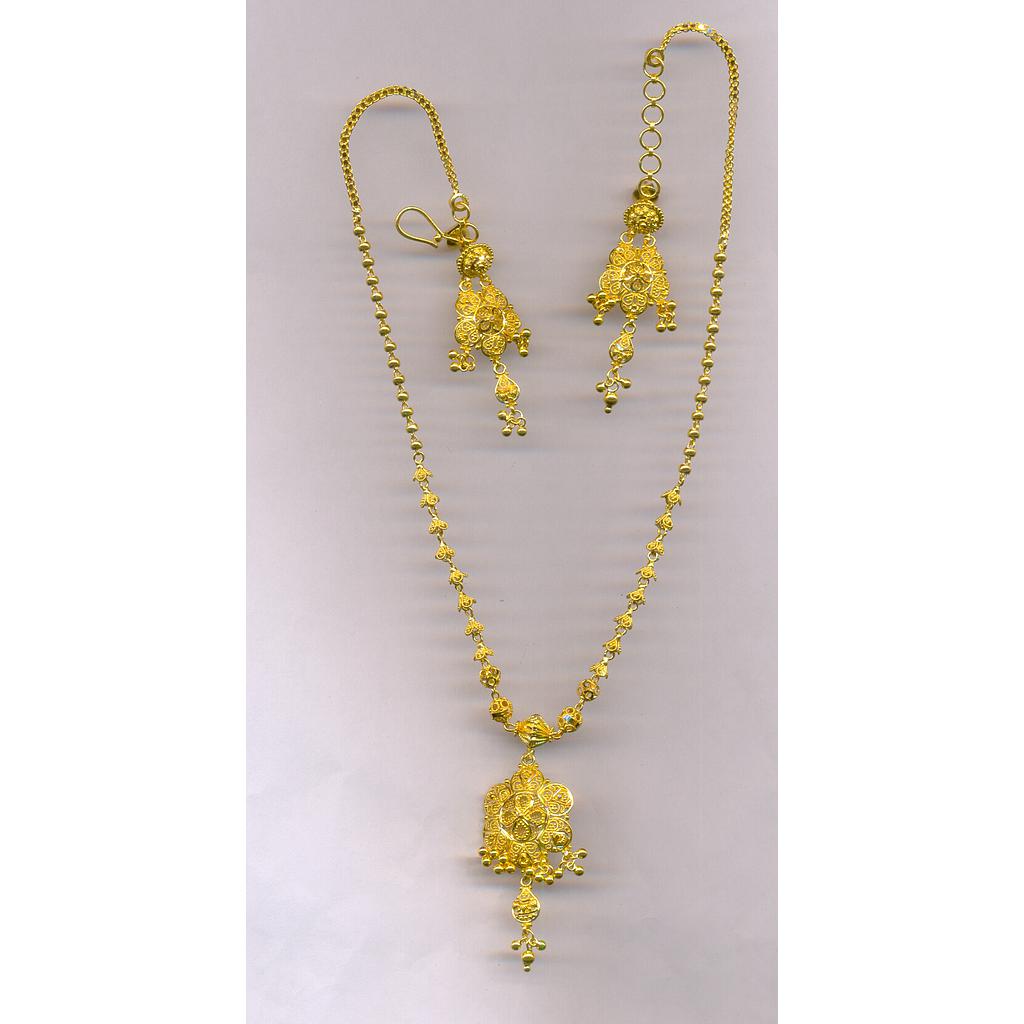 GOLD HALF SET PENDENT PLAIN FANCY